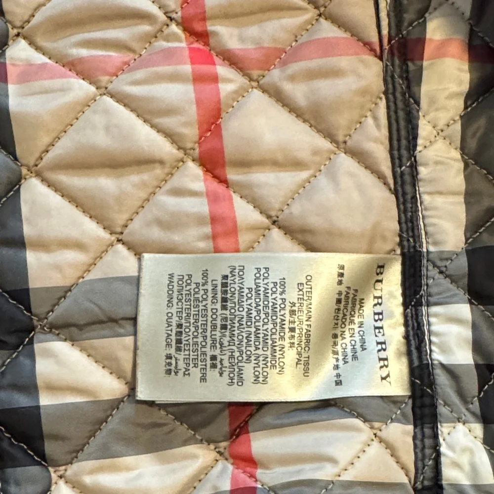 Burberry Quilted Black Jacket medium - Picture 4 of 6